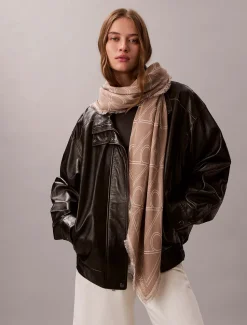 Calvin Klein Accessories unisex huivi Emblem AOP Contrast LW Square, vaalea beige