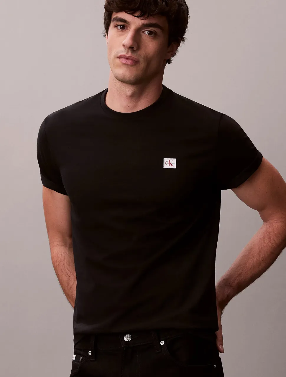 Calvin Klein Jeans miesten t-paita K SS Badge Tee, musta