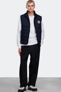 Canada Goose miesten toppaliivi, LODGE VEST Tummansininen