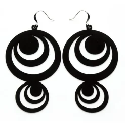 Coruu Korvakorut, Twiggy Musta