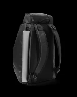 Db Unisex Reppu, HUGGER BACKPACK 25L UNISEX Tummanruskea