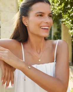 Edblad korvakorut Lucky Studs Gold, Gold pleated