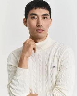 Gant neule, COTTON CABLE TURTLE NECK Luonnonvalkoinen