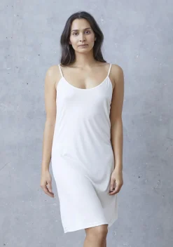 Isay naisten alusmekko, GRITT SHORT UNDERDRESS Luonnonvalkoinen