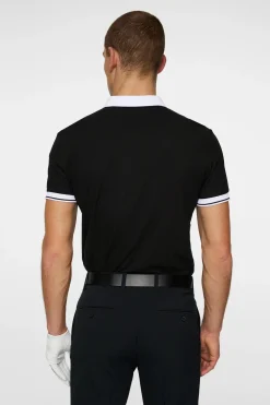 J.Lindeberg miesten pikeepaita, BAY SLIM POLO GOLF Musta