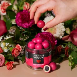 Lakrids by Bülow lakritsi Small Strawberries&Cream