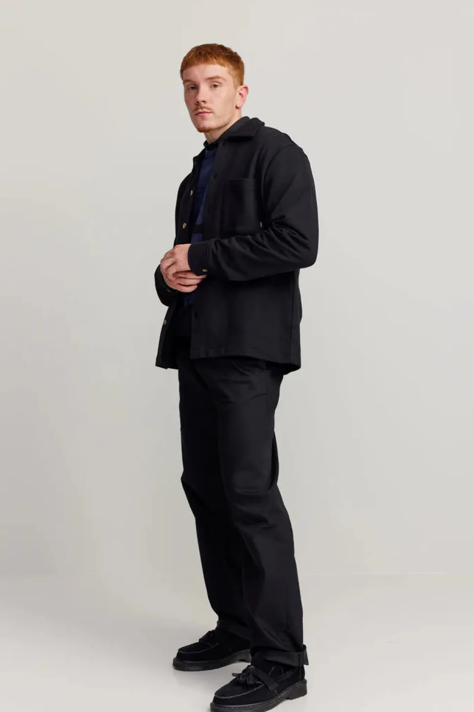 Makia miesten PAITATAKKI, PROCESS OVERSHIRT HEAVY JERSEY Musta