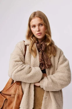 Makia naisten teddytakki, ALINA COAT Luonnonvalkoinen