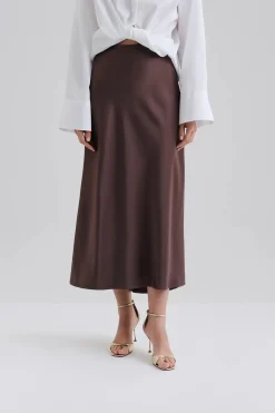 Malina naisten hame, AUBREE SATIN MAXI SKIRT Tummanruskea