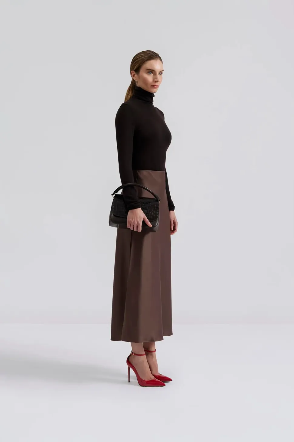 Malina naisten hame, AUBREE SATIN MAXI SKIRT Tummanruskea