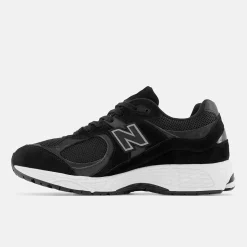 New Balance miesten kengät, M2002RBK Musta