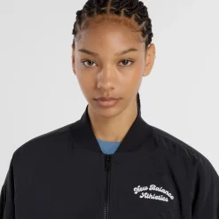 New Balance naisten takki, Linear Heritage Woven Bomber Jacket Musta