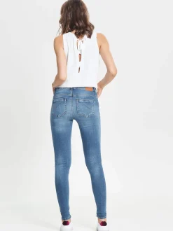Only Naisten farkut, Paola Highwaist Jeans Indigo