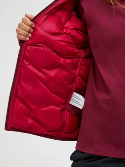 Peak Performance naisten kevytuntuvatakki W HELIUM DOWN HOOD JACKET, viininpunainen