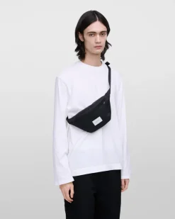 Sandqvist laukku, GROUND CROSSBODY BAG Musta