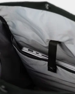 Sandqvist reppu, GROUND ROLLTOP BACKPACK L Musta