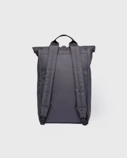 Sandqvist unisex reppu GROUND Rolltop Backpack L, tummanharmaa