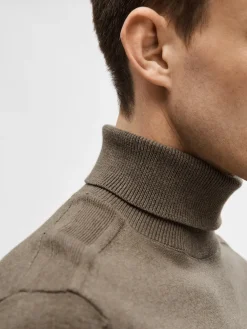 Selected Miesten Pooloneule Berg Roll Neck NOOS, Teak Melange