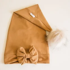 Tiiku tonttulakki, TIIKU TONTTULAKKI RUSETILLA Kameli