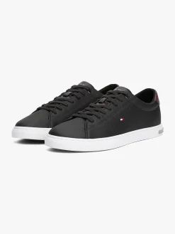 Tommy Hilfiger miesten tennarit, ESSENTIAL LEATHER SNEAKER Musta