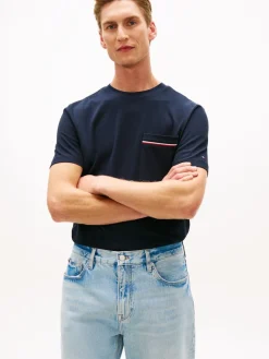 Tommy Hilfiger miesten t-paita Global Stripe Pique Pocket Tee, tummansininen