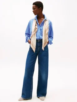 Tommy Hilfiger naisten huivi, K-ELEVATED CHIC TEXTURE SQUARE Beige Kuosi