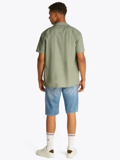 Tommy Jeans miesten lyhythihainen kauluspaita, TJM LINEN BLEND CAMP SS EXT Armeijanvihreä