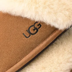 UGG tossut W Scuffette II, kaakaonruskea