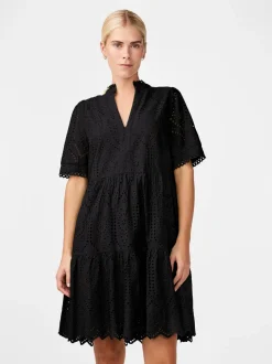 Y.A.S Naisten Minimekko YASHOLI SS DRESS Musta