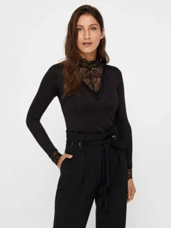 Y.A.S Naisten Pusero YASBLACE HIGHNECK TOP NOOS Musta